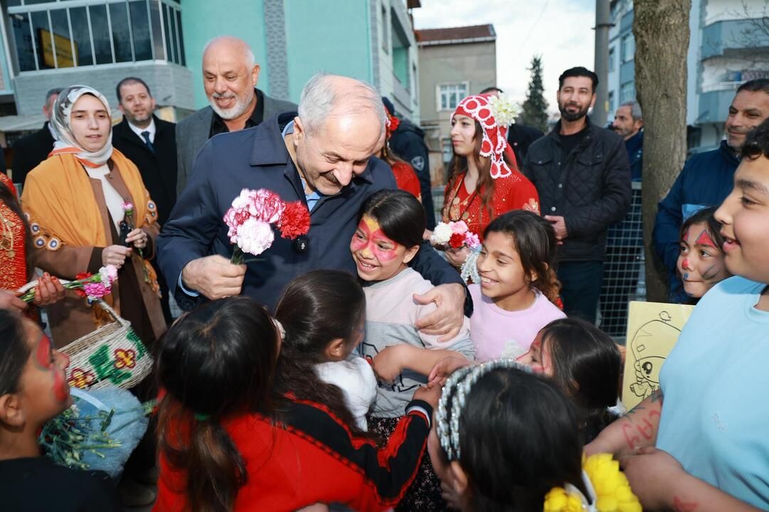 Gebze Belediyesi'nden Unutulmaz Romanlar Günü Kutlaması: Renkli Görüntüler Sahne Oldu