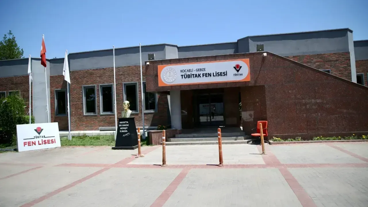 TÜBİTAK Fen Lisesi YKS Dereceleriyle Zirveye Damga Vurdu