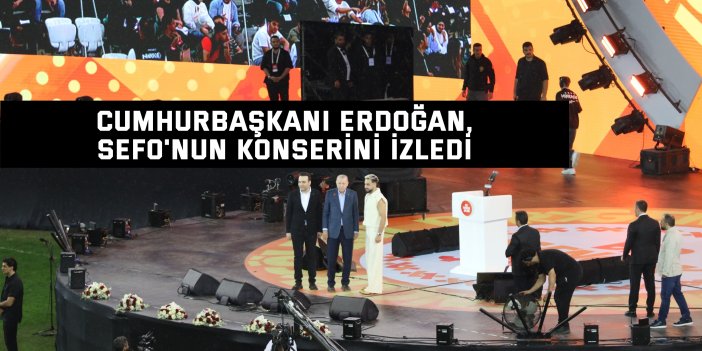 Erdoğan Kocaeli Stadyumu'nda Sefo Konserini Gençlerle Birlikte Takip Etti