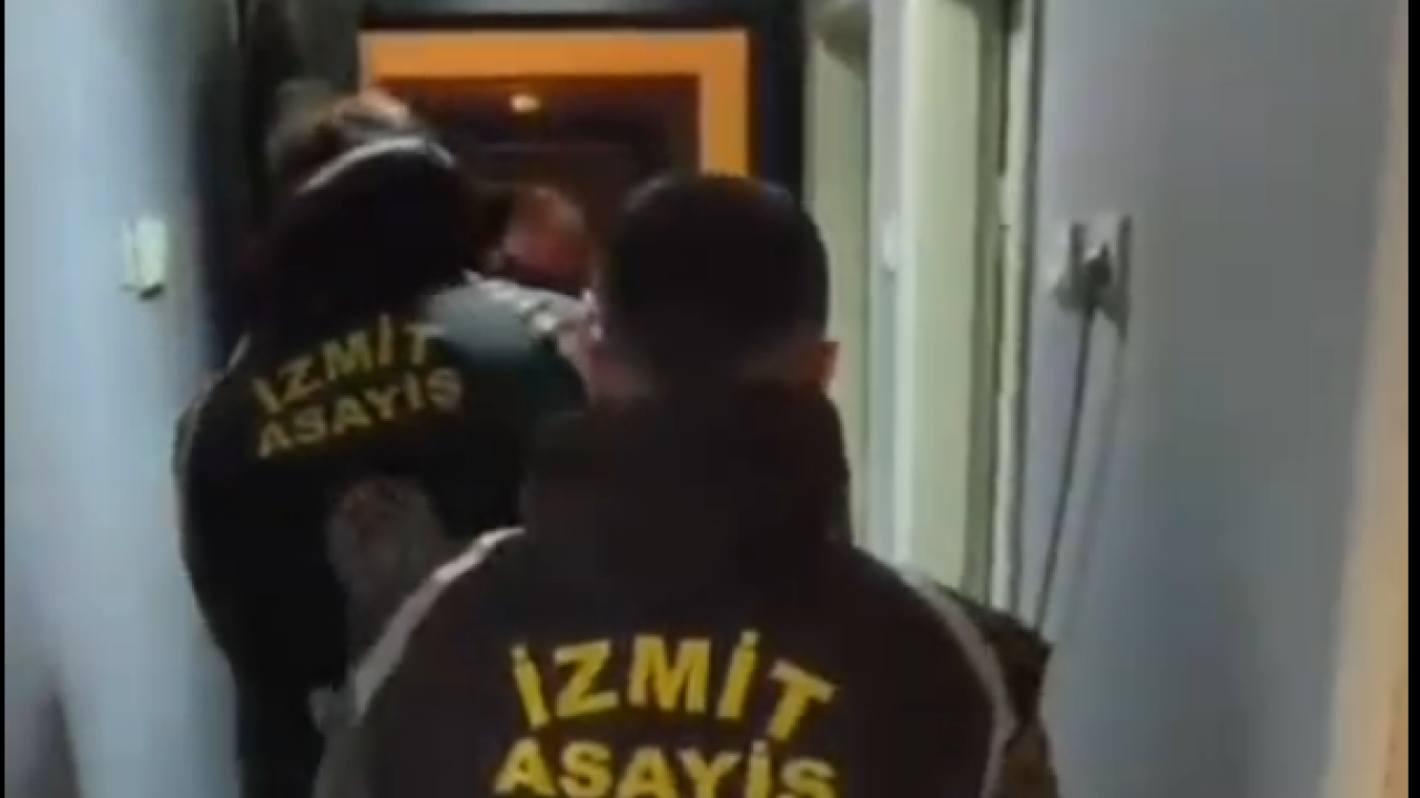 102 Yıllık Firari İzmit'te Polisten Kaçamadı: Giysi Dolabında Yakalandı