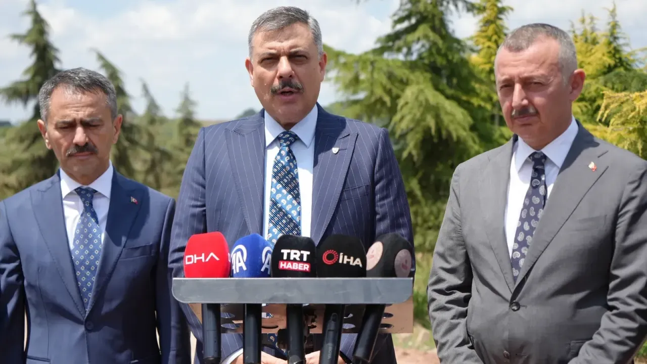İçişleri Bakanı Çiftçi Kocaeli'de Açıkladı: Sokak Hayvanlarında Büyük Hedef