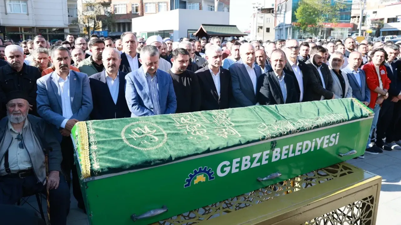 Gebze Protokolü Ali Kemal Çakmak'ı Son Yolculuğunda Yalnız Bırakmadı